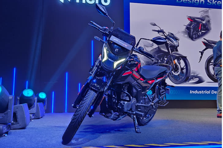 Hero Glamour X front three quarter shot